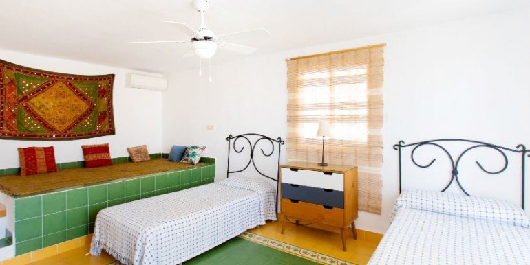 GREAT VILLA FOR FAMILIES