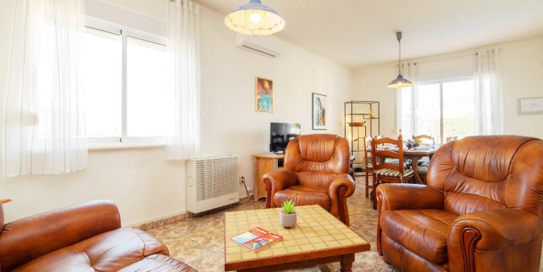 VILLA 4 DORMITORIOS EN CALPE