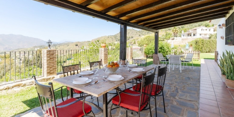 BEAUTIFUL VILLA IN MIJAS