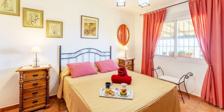 BEAUTIFUL VILLA IN MIJAS