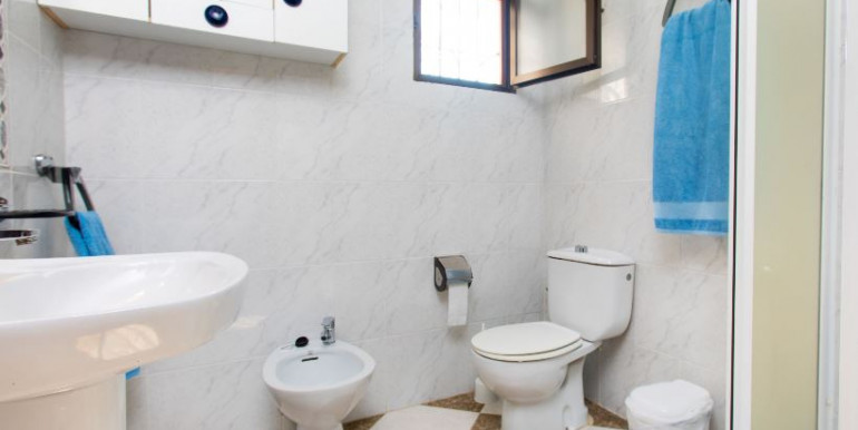 FOR RENT IN ALMUÑECAR