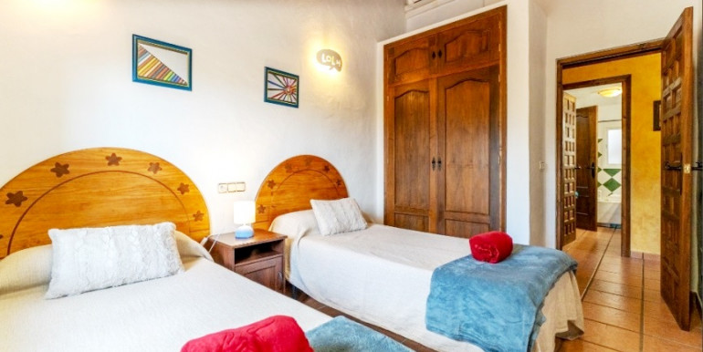 VILLA WITH PLEASURE IN MIJAS