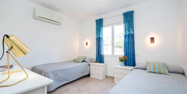 VILLA FOR RENT IN CALPE