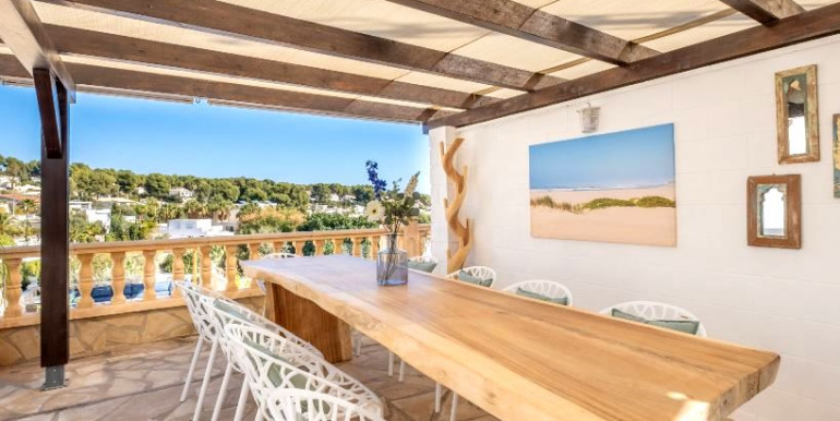 VILLA FAMILIAR EN BENISSA