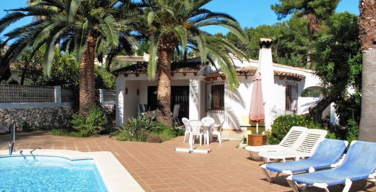 FOR RENT HOUSE IN MORAIRA