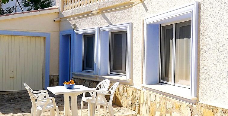 HOLIDAY HOUSE IN BENISSA