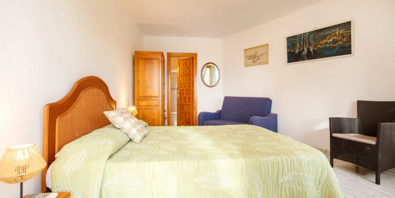 FAMILY HOUSE IN CALPE