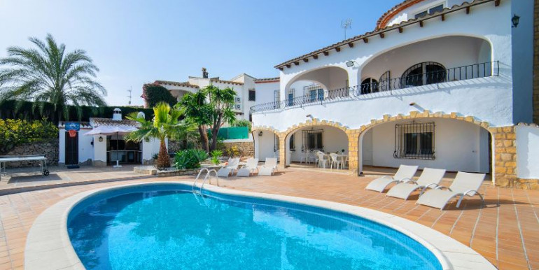 IN CALPE 600m FROM THE SEA
