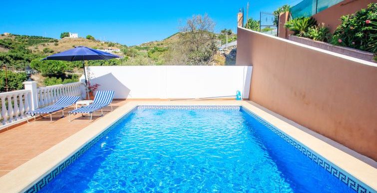 MAGNIFICENT HOUSE IN TORROX