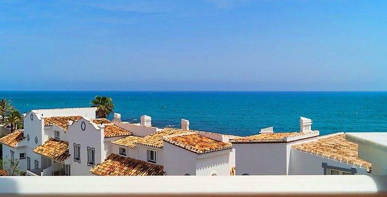 IN MIJAS WITH SEA VIEWS