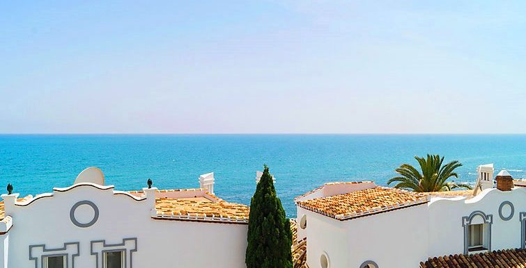 IN MIJAS WITH SEA VIEWS