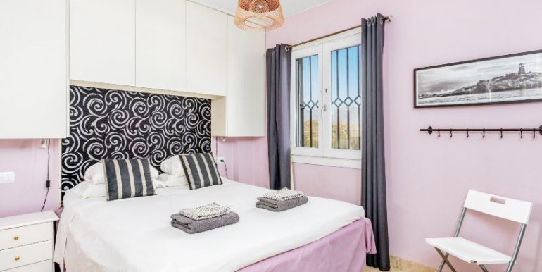 MODERNA CASA EN MIJAS