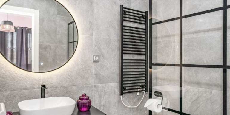 MODERNA CASA EN MIJAS