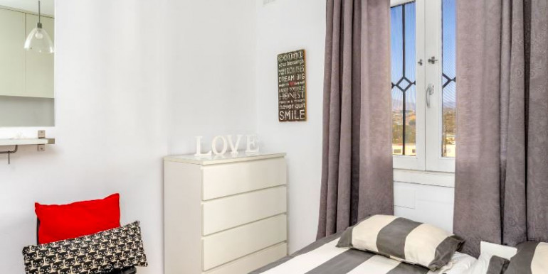 MODERNA CASA EN MIJAS