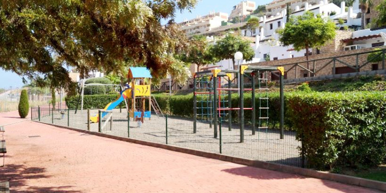 MODERNA CASA EN MIJAS