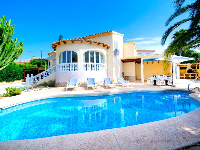 CHARMING HOUSE IN CALPE