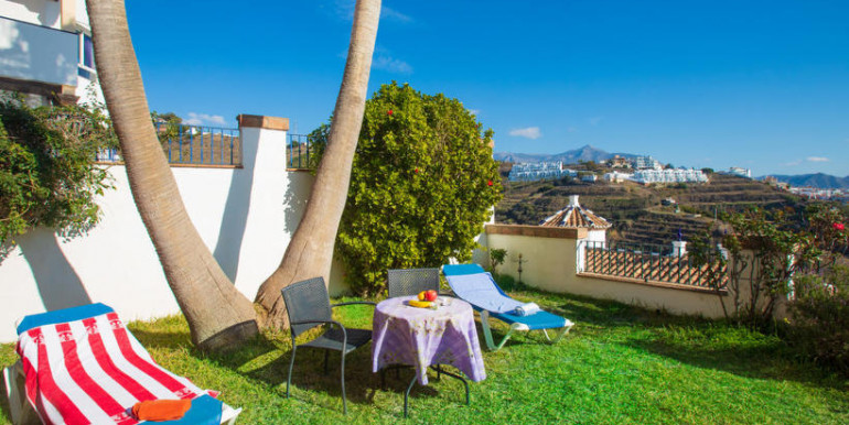 IN TORROX 500m FROM THE SEA