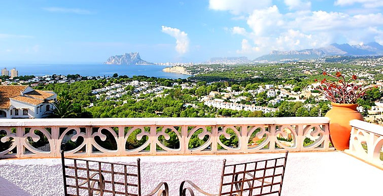 SEA VIEWS IN MORAIRA