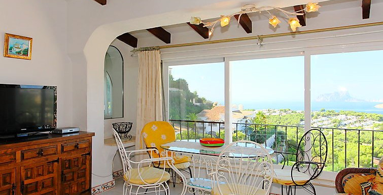 SEA VIEWS IN MORAIRA