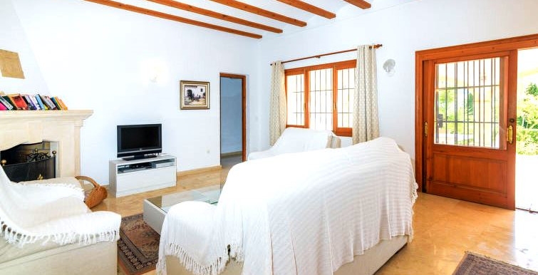 IN JÁVEA BRIGHT VILLA