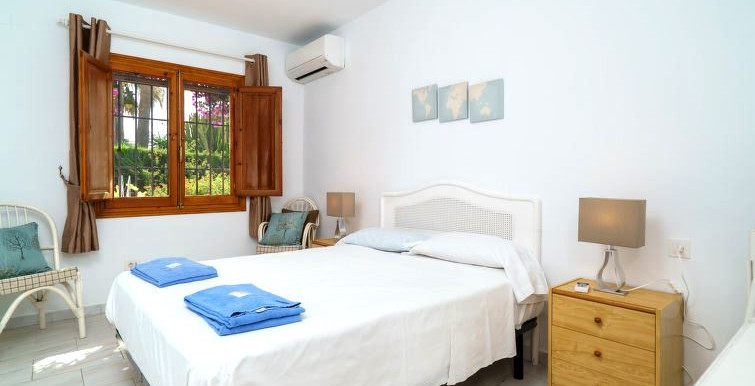 IN JÁVEA BRIGHT VILLA
