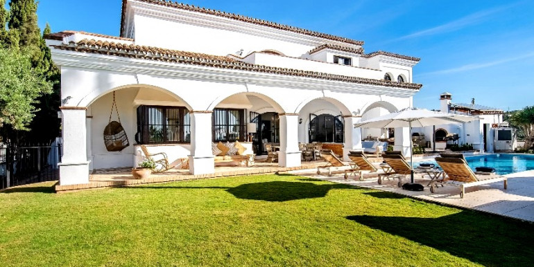 FANTASTIC VILLA IN MARBELLA