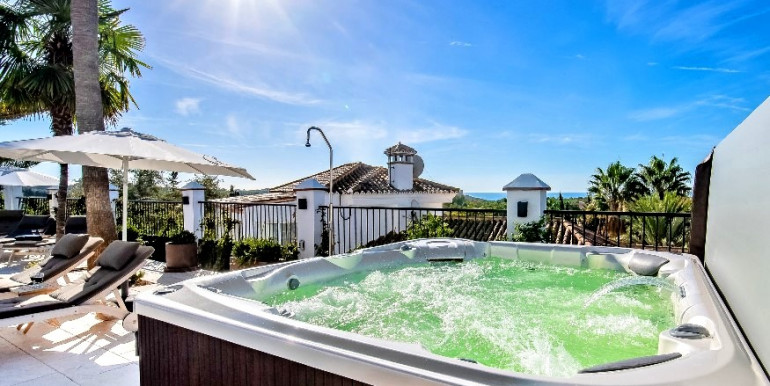 FANTASTIC VILLA IN MARBELLA