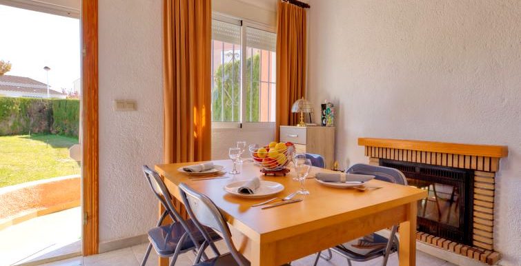 FAMILY TOWNHOUSE IN DÉNIA