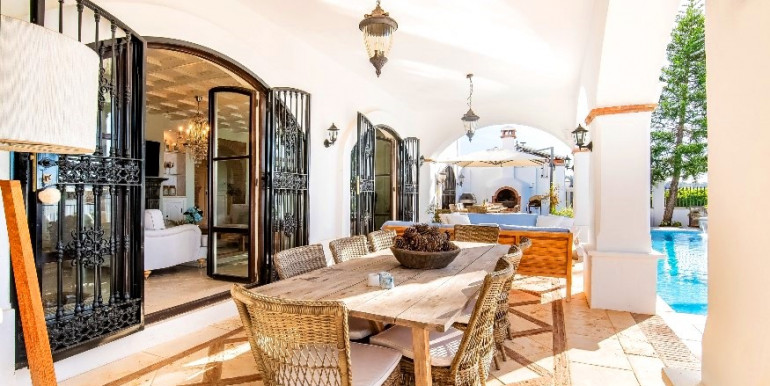 FANTASTIC VILLA IN MARBELLA