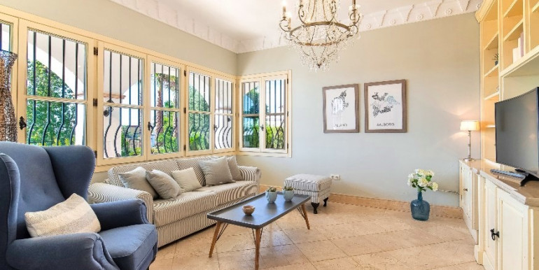 FANTASTIC VILLA IN MARBELLA