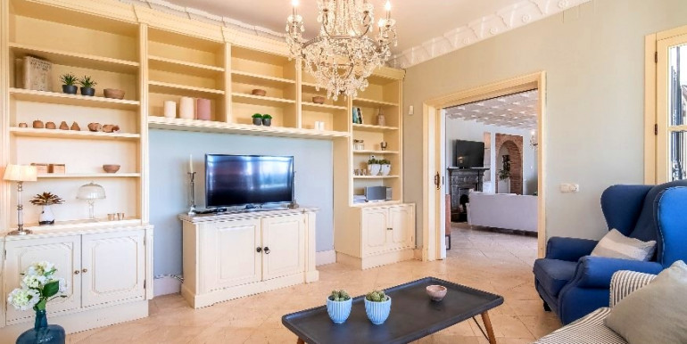 FANTASTIC VILLA IN MARBELLA