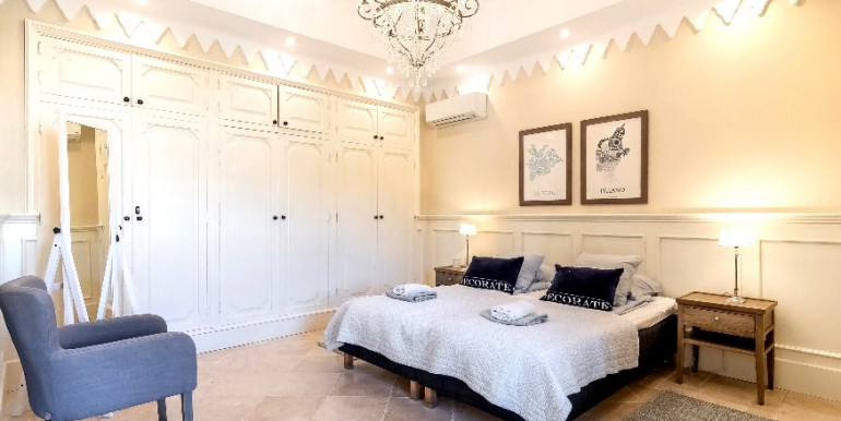 FANTASTIC VILLA IN MARBELLA