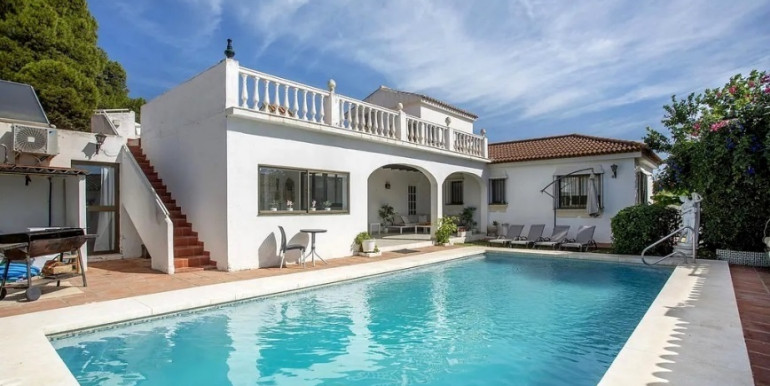 MAGNIFICENT TOWNHOUSE IN MARBELLA