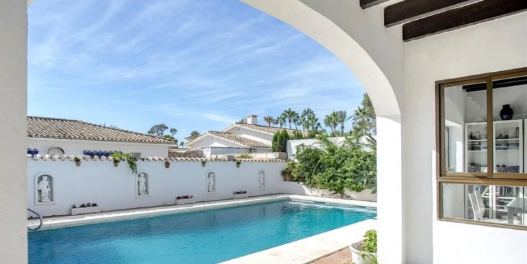 MAGNIFICENT TOWNHOUSE IN MARBELLA