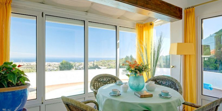 WITH SEA VIEWS IN DÉNIA