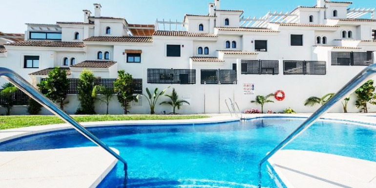 ADOSADA FAMILIAR EN ESTEPONA