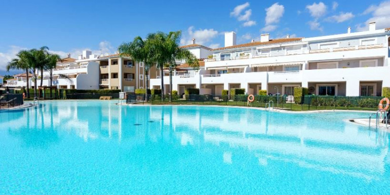 NICE APARTMENT IN ESTEPONA