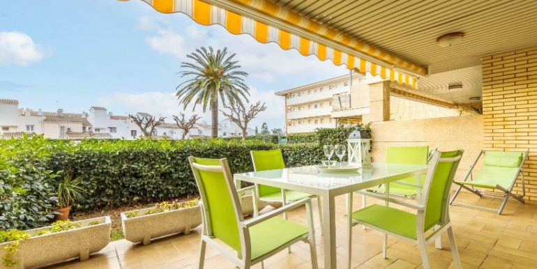 250m DEL MAR EN CAMBRILS