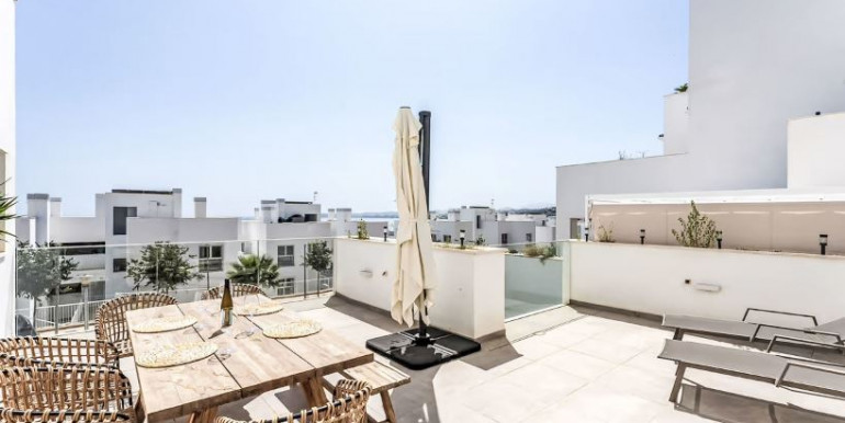 BONITO PISO BENALMÁDENA