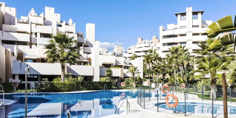 IN ESTEPONA 150m FROM THE SEA