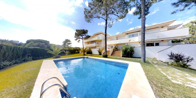 400m FROM THE SEA IN MARBELLA