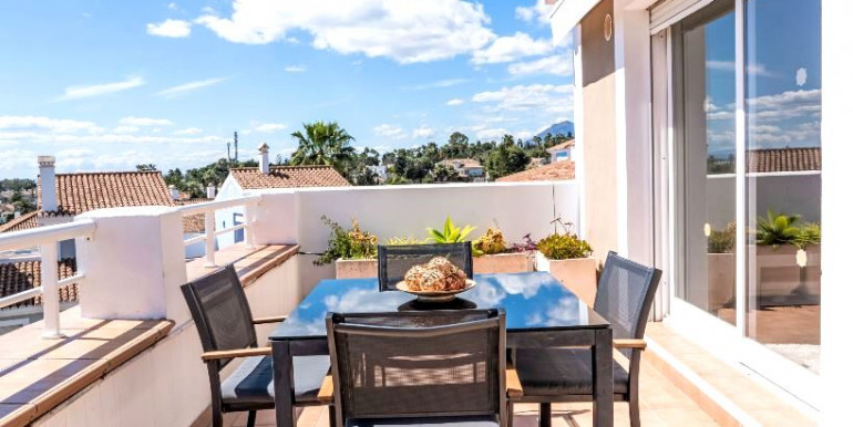 NICE APARTMENT IN ESTEPONA