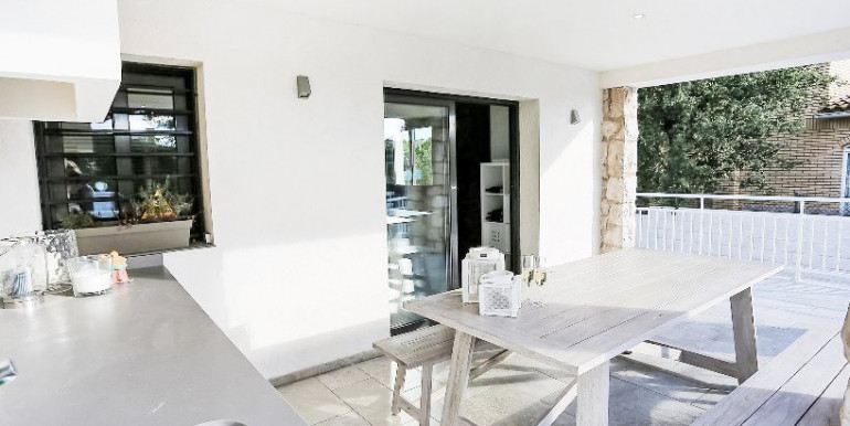 CAMBRILS 300m FROM THE SEA