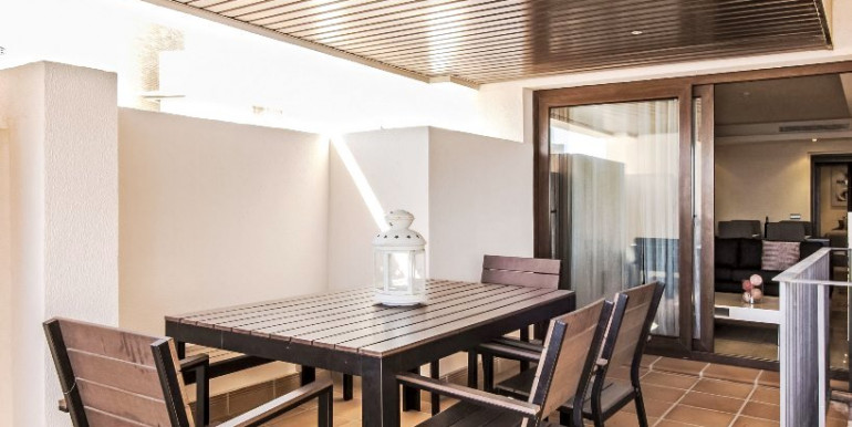 IN ESTEPONA 150m FROM THE SEA