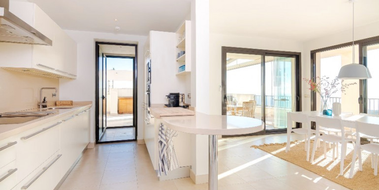 NICE PENTHOUSE IN MARBELLA