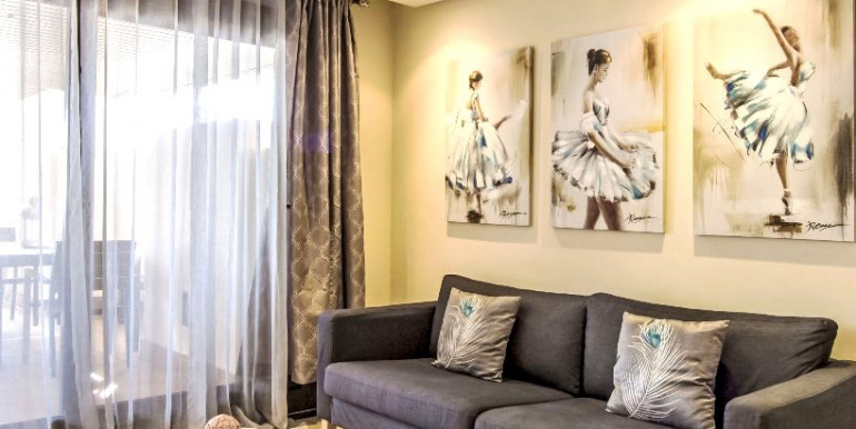 IN ESTEPONA 150m FROM THE SEA