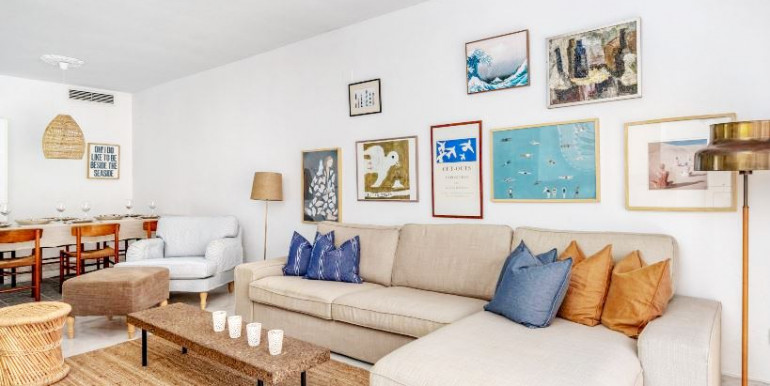 100m FROM THE SEA IN MARBELLA