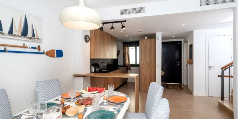 ADOSADA FAMILIAR EN ESTEPONA