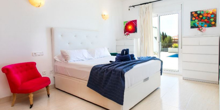 COMFORTABLE VILLA IN NERJA