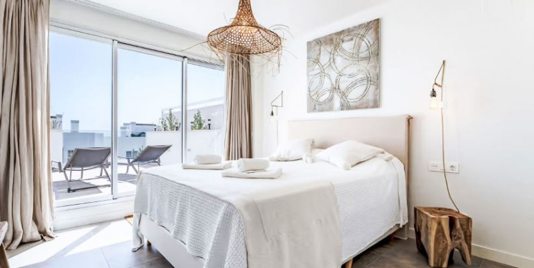 BONITO PISO BENALMÁDENA